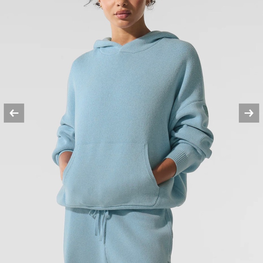 Alo Scholar Hooded Sweater Set